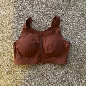 Zyia Coffee front zip access bra